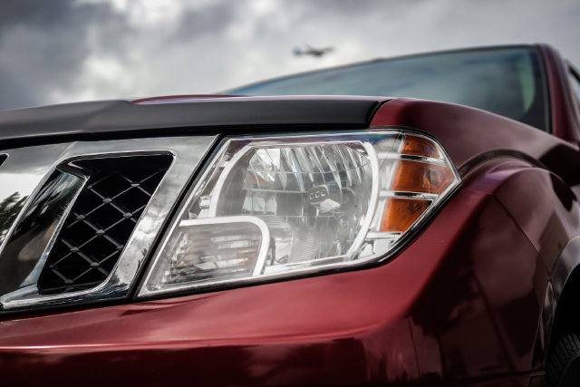 Used 2018 Nissan Frontier SV AWD/4WD image 11