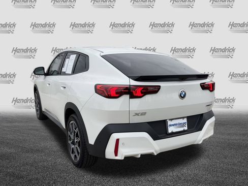 Certified 2025 BMW X2 xDrive28i image 8