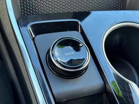 Used 2026 Chevrolet Equinox LT w/ LPO, Floor Liner Package image 32