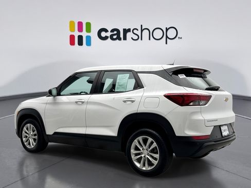 Used 2022 Chevrolet TrailBlazer LS FWD image 3