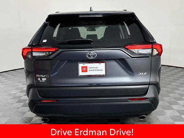 Certified 2021 Toyota RAV4 XLE FWD image 22