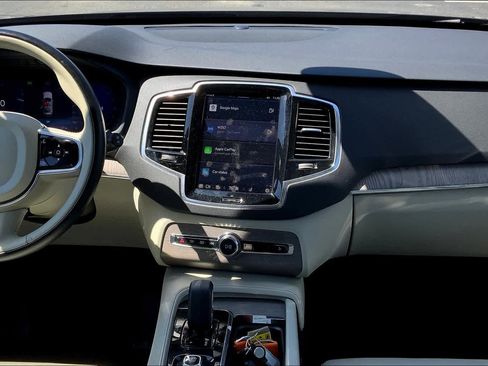 Certified 2023 Volvo XC90 B6 Plus w/ Protection Package image 6