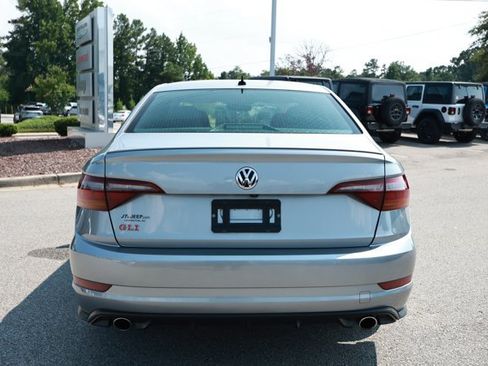 Used 2019 Volkswagen Jetta GLI FWD image 7