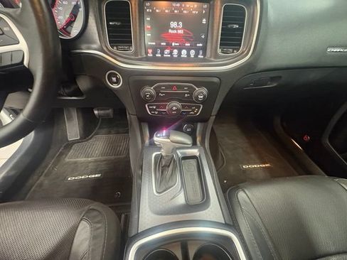 Used 2015 Dodge Charger SXT w/ AWD Plus Group image 19