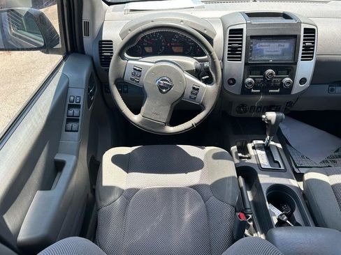 Used 2019 Nissan Frontier SV w/ Value Truck Package AWD/4WD image 9