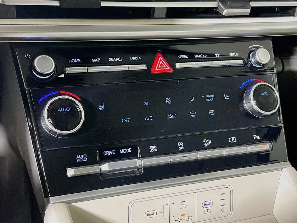Used 2025 Hyundai Santa Fe SEL AWD/4WD image 14