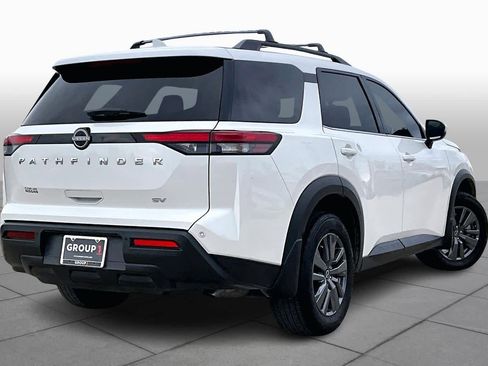 Used 2024 Nissan Pathfinder SV w/ Lighting Package (N92) image 12