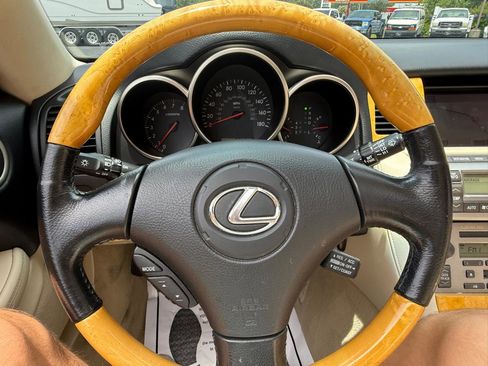 Used 2002 Lexus SC 430 Convertible RWD image 17