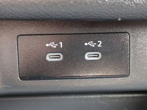 Used 2025 Nissan Rogue SV FWD image 21