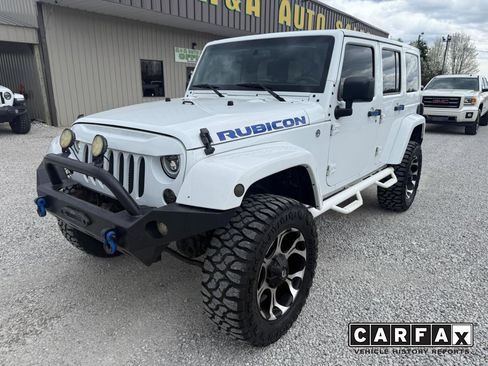 Used 2016 Jeep Wrangler Unlimited Rubicon w/ Connectivity Group image 1
