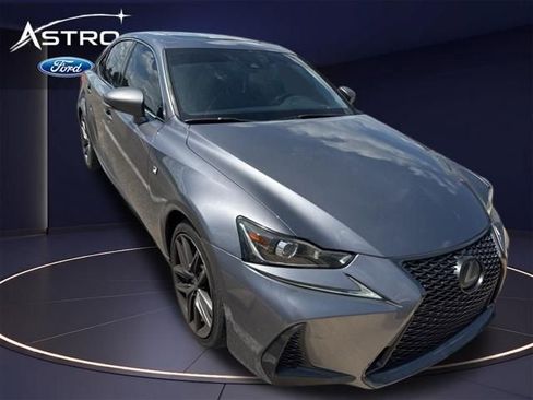 Used 2018 Lexus IS 350 F Sport RWD image 2