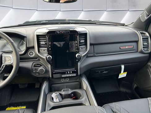 New 2026 RAM 1500 Big Horn AWD/4WD image 12