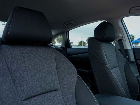 Certified 2025 Honda Accord LX image 14