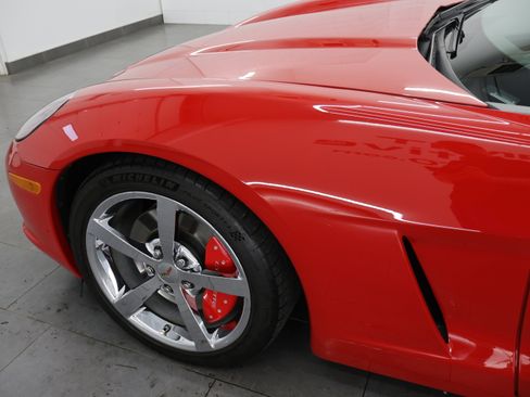 Used 2009 Chevrolet Corvette Convertible w/ Preferred Equipment Group image 28