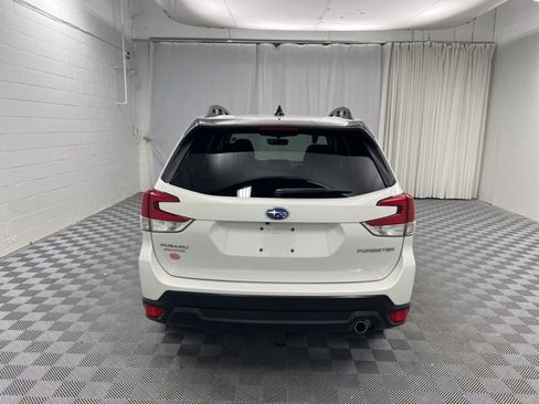 Used 2024 Subaru Forester Limited image 5