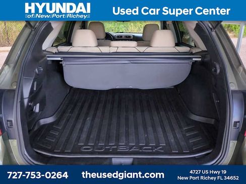 Used 2015 Subaru Outback 2.5i Premium AWD/4WD image 12