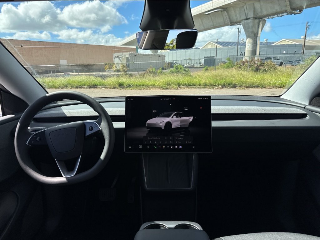 Used 2026 Tesla Model Y Long Range AWD/4WD image 13