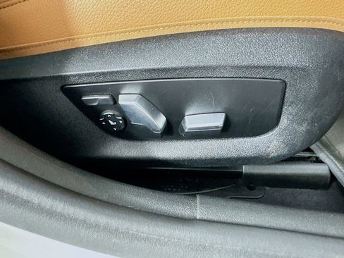 Used 2018 BMW 530i RWD image 24