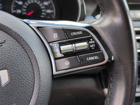 Used 2023 Kia Seltos S w/ Navigation Package FWD image 19