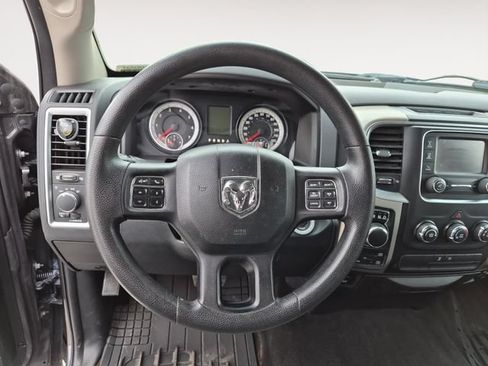 Used 2015 RAM 1500 Classic SLT AWD/4WD image 13