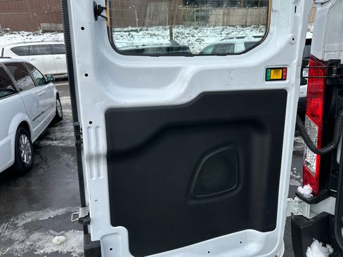 Used 2024 Ford Transit 250 Low Roof w/ Exterior Upgrade Package image 9