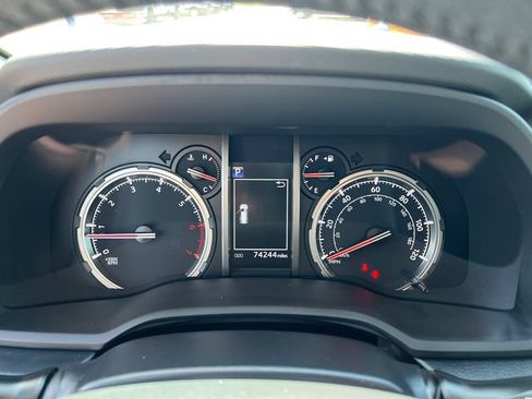 Used 2023 Toyota 4Runner TRD Off-Road AWD/4WD image 14
