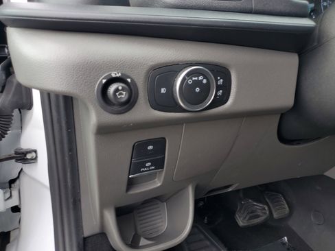 Used 2024 Ford Transit 350 XLT image 23