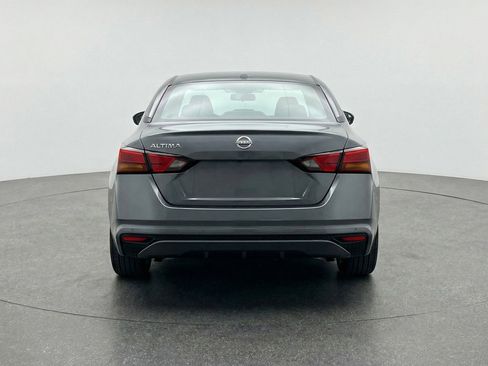 Used 2025 Nissan Altima 2.5 SV image 7