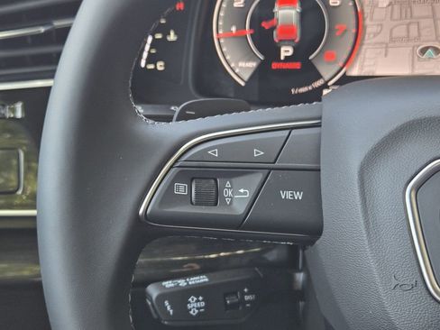 New 2025 Audi Q8 Premium Plus image 31