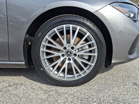 Used 2025 Mercedes-Benz CLA 250 image 8