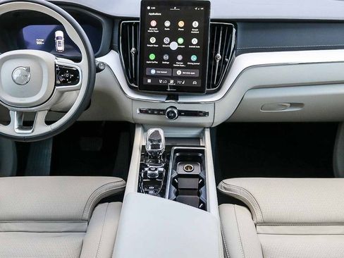 New 2026 Volvo XC60 B5 Ultra w/ Protection Package Premier image 14