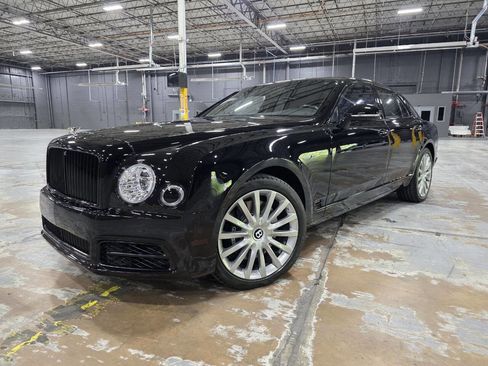 Used 2017 Bentley Mulsanne RWD image 14