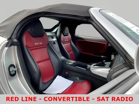 Used 2007 Saturn Sky Red Line RWD image 29