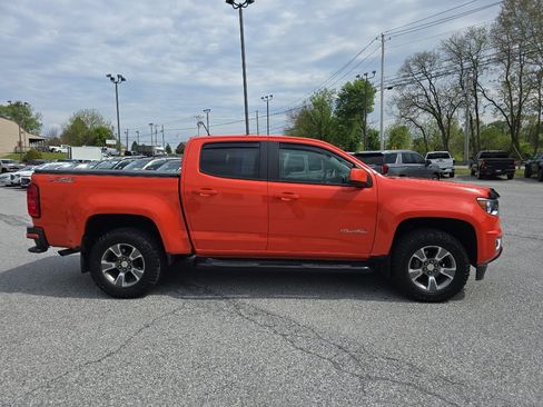 Used 2019 Chevrolet Colorado Z71 AWD/4WD image 4