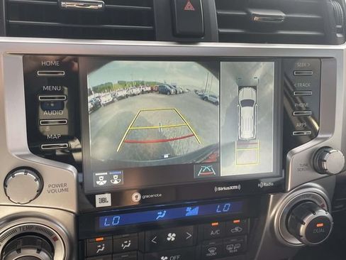 Used 2023 Toyota 4Runner Limited AWD/4WD image 19