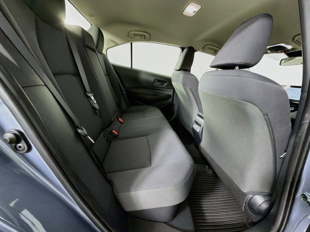 Used 2026 Toyota Corolla LE FWD image 30
