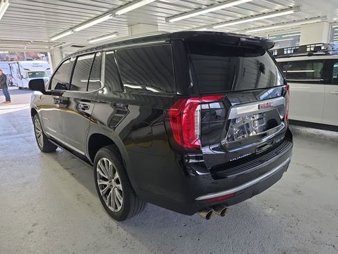 Certified 2022 GMC Yukon Denali w/ Denali Premium Package image 3