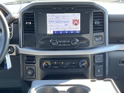 Used 2023 Ford F150 XLT w/ XTR Package image 16