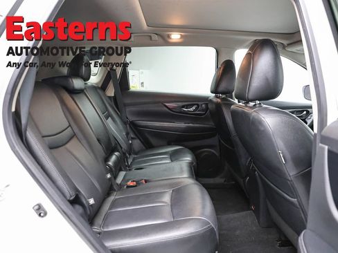 Used 2020 Nissan Rogue SL w/ Premium Package AWD/4WD image 23