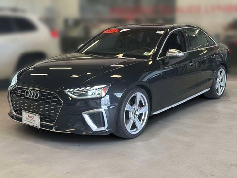 Used 2023 Audi S4 Premium w/ Convenience Package AWD/4WD image 3