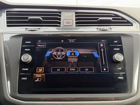 Used 2023 Volkswagen Tiguan SE R-Line FWD image 16