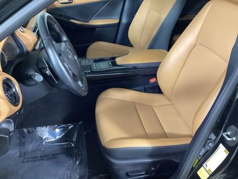 Used 2025 Lexus IS 350 F Sport w/ Navigation Package AWD/4WD image 11