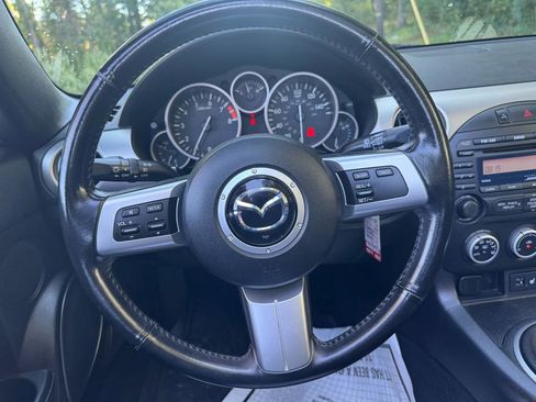 Used 2012 MAZDA MX-5 Miata Grand Touring image 28