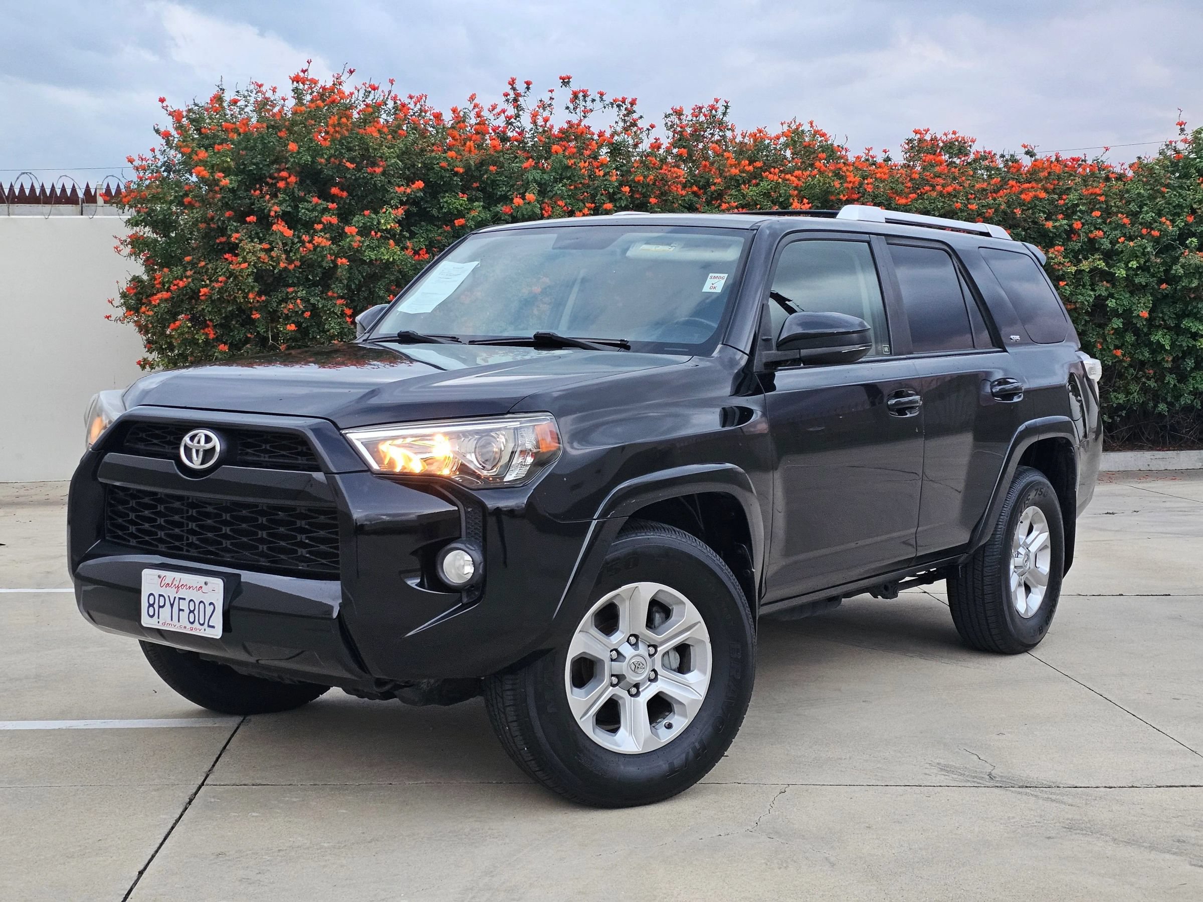 Used 2017 Toyota 4Runner SR5 RWD image 1