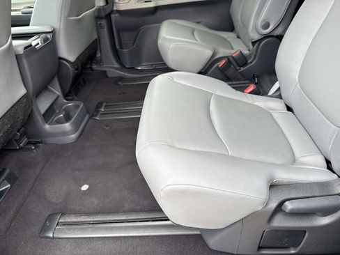 Used 2024 Toyota Sienna XLE image 13