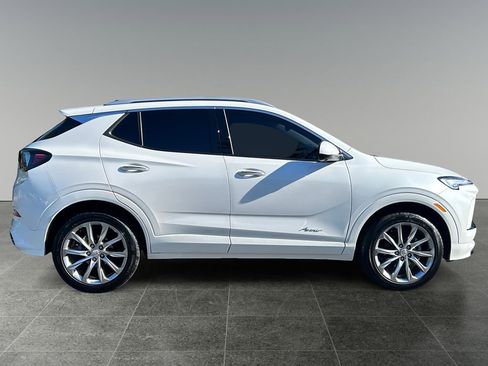 Used 2024 Buick Encore GX Avenir w/ Avenir Technology Package image 8