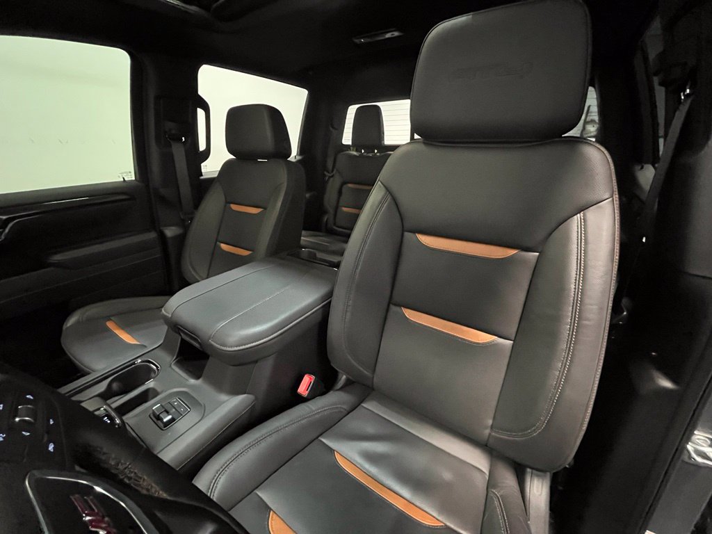 Used 2025 GMC Sierra 1500 AT4 w/ AT4 Premium Package AWD/4WD image 11