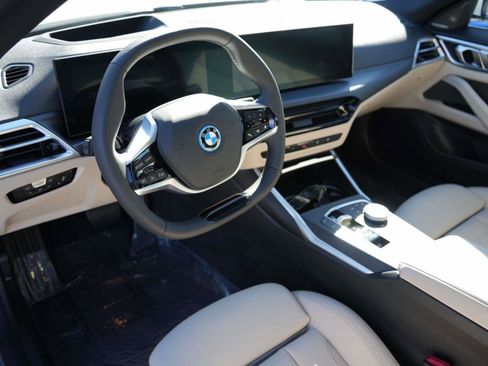 Used 2025 BMW i4 eDrive40 w/ Premium Package image 11