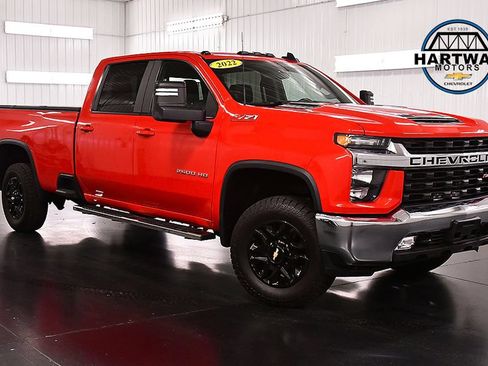 Used 2022 Chevrolet Silverado 2500 LT w/ Convenience Package AWD/4WD image 1