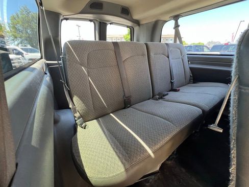 Used 2020 Chevrolet Express 3500 LT w/ LT Preferred Equipment Group RWD image 21
